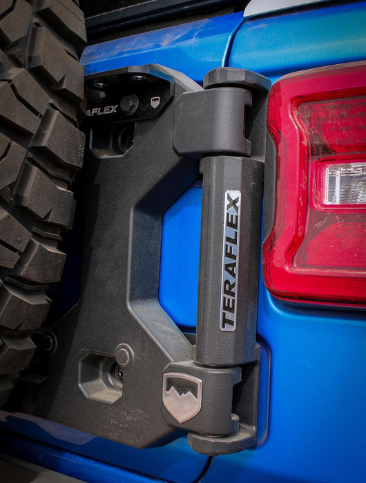 JL: Alpha HD Hinged Spare Tire Carrier & Adjustable Spare Tire Mount Kit (5x5”)