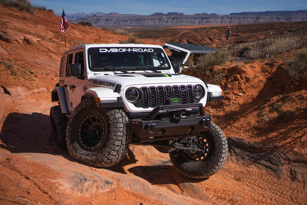 DV8 2007-2026 Jeep Wrangler & Gladiator – FS-25 Stubby Front Bumper – FBJL-06