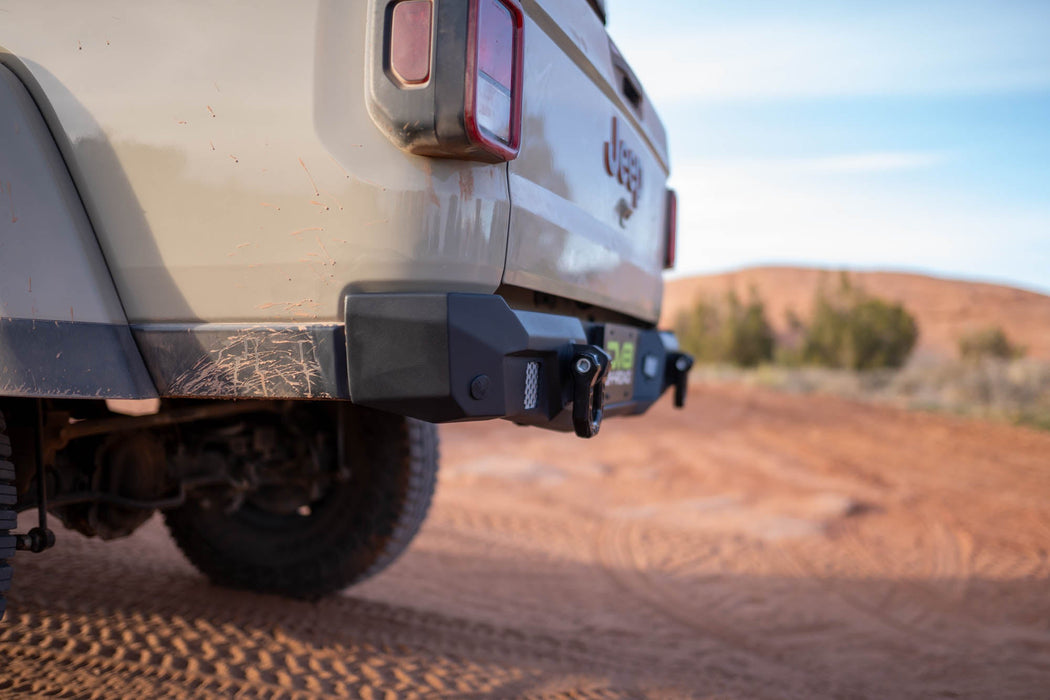 DV8 2020-2026 Jeep Gladiator JT – MTO Series Rear Bumper – RBGL-12