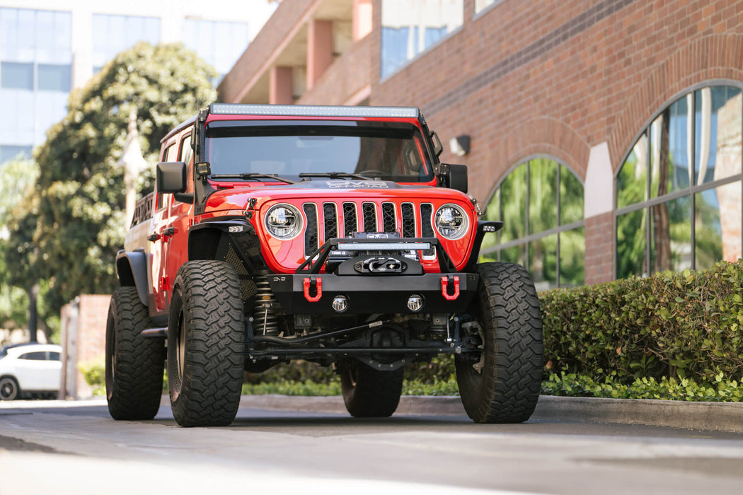 DV8 2007-2026 Jeep Wrangler & Gladiator – FS-25 Stubby Front Bumper – FBJL-06