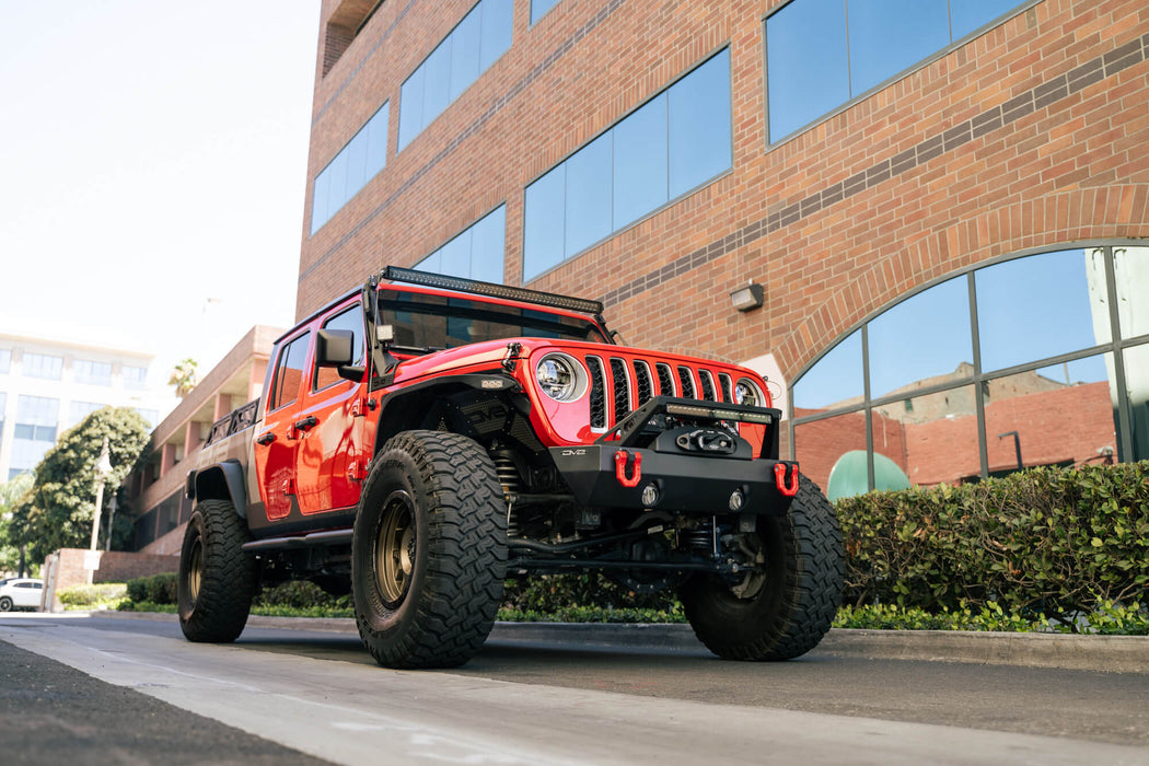 DV8 2007-2026 Jeep Wrangler & Gladiator – FS-25 Stubby Front Bumper – FBJL-06